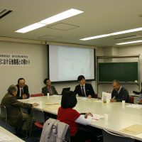 歯科訪問診療と他職種との連携で熱い語らい/訪問診療懇談会を開催