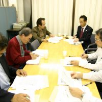 歯科医療問題めぐり会員緊急アンケート結果など交えやり取り/第4回メディア懇談会を開催
