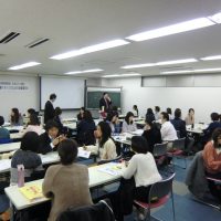 歯科医療界の諸業務をめぐり講習会/スタッフ講習会に35名が参加