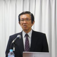 保険財源カバーは「保険対象者・サービスの範囲・負担の範囲」から/定期総会記念講演で森田朗前中医協会長が指摘