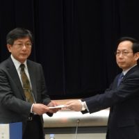 中医協が次期診療報酬改定を「答申」/かかりつけ歯科医機能強化型歯科診療所の特色浮上